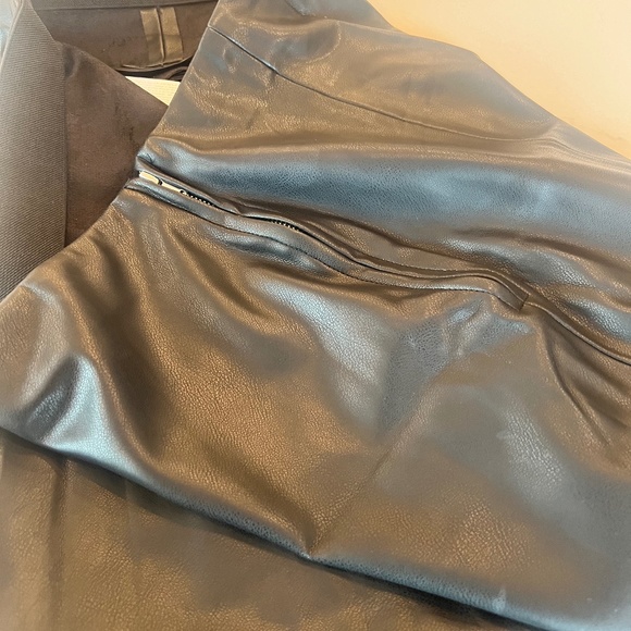Mango Faux leather leggings Size L - Picture 4 of 5